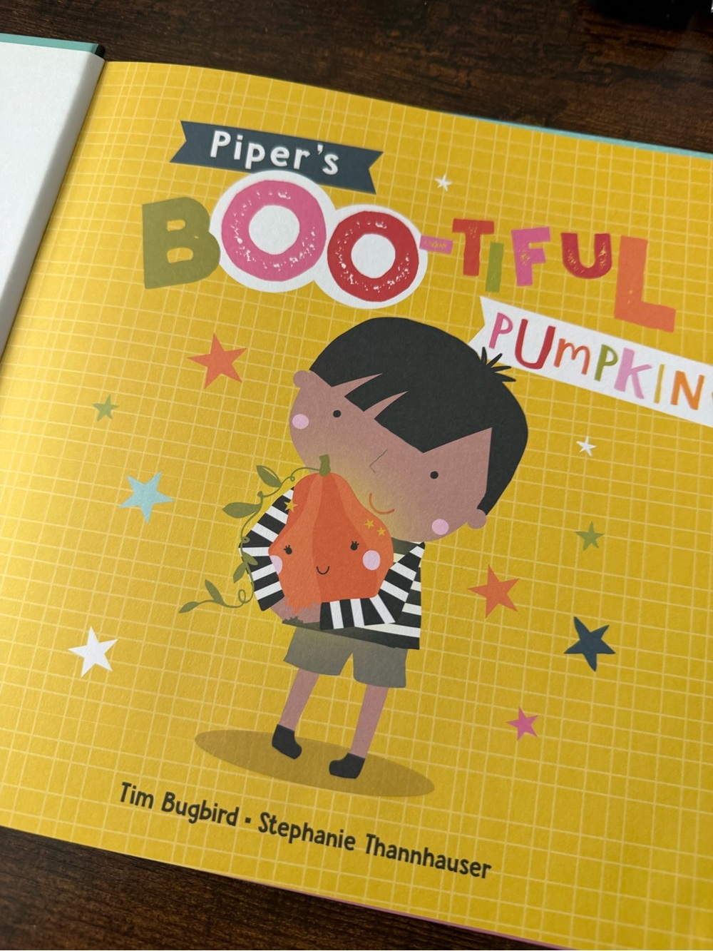 Piper's Bootiful Pumpkin Kids Book - NWT - Picture 3 of 6